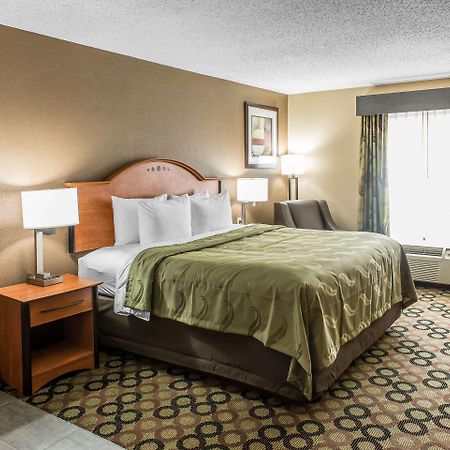 Quality Inn & Suites Columbus Esterno foto